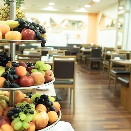 Baer Hotel 3*