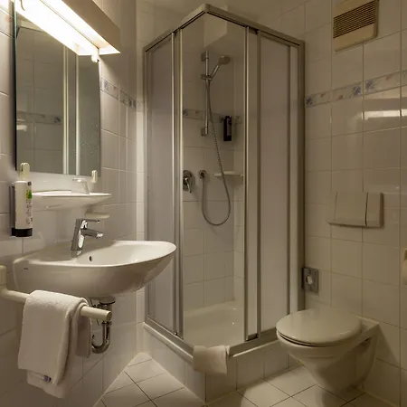 Baer Otel Sinsheim