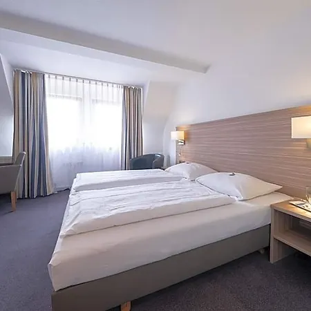 Baer 3* Sinsheim